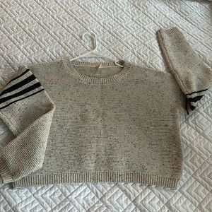 i ❤️ it cropped sweater, size M.